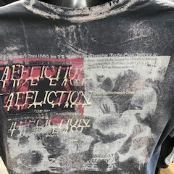 Men's Affliction Black and Red Skull Tee, Size XL - Picture 2 of 3